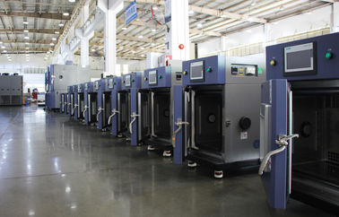 Thermal Shock Test Chamber , Temperature Testing Equipment For Plastic Testing